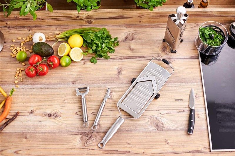 Rosle Stainless Steel Left Handed Swivel Peeler