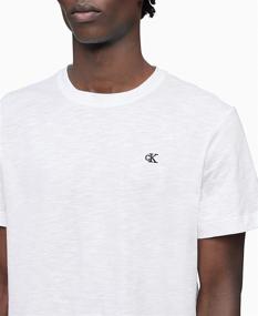 img 2 attached to Calvin Klein Монограммный блестящий белый – новая мужская одежда и футболки и топы
