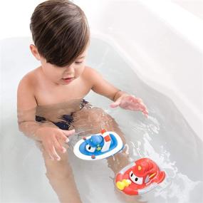 img 4 attached to 🚤 Плавучие игрушки для ванны "Nuby Tub Tugs Floating Boat" - 2 штуки с различными цветами