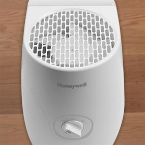 img 1 attached to 🕊️ Увлажнитель воздуха Honeywell Cool Moisture - Супер тихий, автоматическое отключение, настраиваемые параметры и фильтр на основе испарения - идеально подходит для небольших и средних комнат, спальни, детских комнат - белый