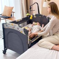 👶 skih 5 in 1 baby bedside sleeper: portable grey bassinet with toys, music box, mattress & foldable playard - ideal for infant newborn boys and girls logo