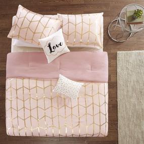 img 2 attached to 🛏️ Modern Trendy Full/Queen Comforter Set - Intelligent Design Raina Metallic Print Geometric Design - All Season Bedding Set with Matching Sham and Decorative Pillow - Blush/Gold - 5 Piece