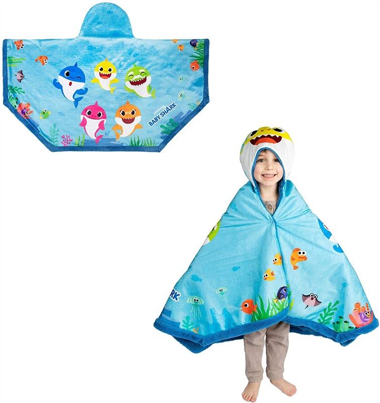 franco bedding snuggle hoodie blanket 로고