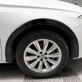 img 3 attached to 🚗 2шт Универсальные автомобильные поверхности из углеродного волокна и резины, защита колесных арок, расширители крыльев для передней и задней частей, автомобильная бровка для шин с выступающим краем - Блестящий черный (4,5 см)