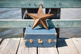 img 3 attached to 12-Inch Rust-Brown Tin Star Pocket Container by Craft Outlet Inc