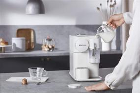 img 1 attached to ☕️ Кофеварка De'Longhi Nespresso Lattissima One для кофе и эспрессо в фарфорово-белом цвете: идеальное сочетание удобства и стиля