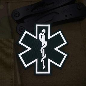 img 1 attached to Высокая видимость 2 шт Reflective Medic патчи для EMT EMS парамедиков - 2,76-дюймовые вышитые тканевые патчи с удобной застежкой-петлей Звезда жизни