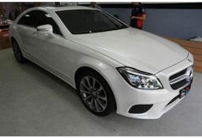 img 1 attached to 3M 2080 Gloss White Car Wrap Vinyl Film - 60in x 12in (5 Sq/ft)