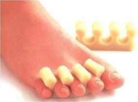 img 1 attached to Улучшите здоровье стоп с помощью Pedifix (a) Toe Comb: удобный набор из 12 штук