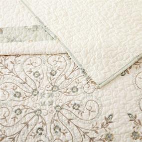 img 1 attached to Vintage Green and Ivory Queen Bedspread by Mary Janes Farm - A Timeless Treasure