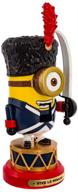 kurt adler 10 inch minion nutcracker логотип