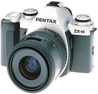 комплект зеркальной камеры pentax zx-m 35 мм с объективом 35-80 мм. логотип