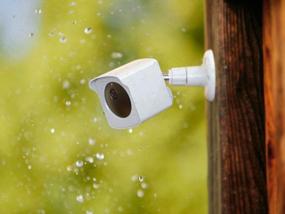 img 1 attached to Кронштейн PEF для камеры Wyze Cam Outdoor: Погодозащитный чехол и регулируемый кронштейн на стену (белый, 1 шт)