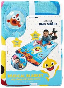 img 1 attached to 🦈 Детский плед с музыкальным мехом Baby Shark BSH129 - дополнительно уютный и удобный для малышей, разноцветный, размером 30x43 дюйма - играет песню Baby Shark (упаковка из 1 шт.)