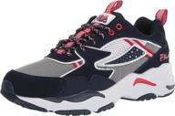 черные кроссовки fila trail tracer логотип