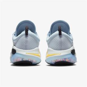 img 2 attached to Оптимизированные беговые кроссовки Nike Joyride Flyknit для повышения производительности.