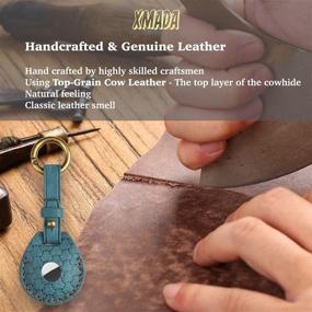 img 1 attached to 🔵 Чехол Xmada Genuine Leather для AirTag от Apple 2021 года - брелок из верхнего гранулированной кожи коровы для AirTag - ручно сшитый кольцо для ключей AirTag в изысканном павлиньем синем цвете - классический держатель для AirTag