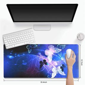 img 3 attached to 🖱️ XXL Расширенный игровой коврик для мыши - 35,1x15,75 дюйма, водонепроницаемый коврик для мыши для компьютерного стола, ноутбука, клавиатуры - база из противоскользящего резинового материала, обработанные края, дизайн с изображением бабочек в стиле искусства.
