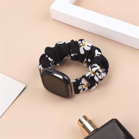 img 3 attached to Лента для Fitbit Sense/Versa 3 "Liwin Scrunchies Bands" - женский эластичный напечатанный ремешок, запасная резинка для ношения на запястье для умных часов Sense/Versa 3.