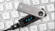 img 2 attached to Ledger Nano S Wallet review by Artur Vivo