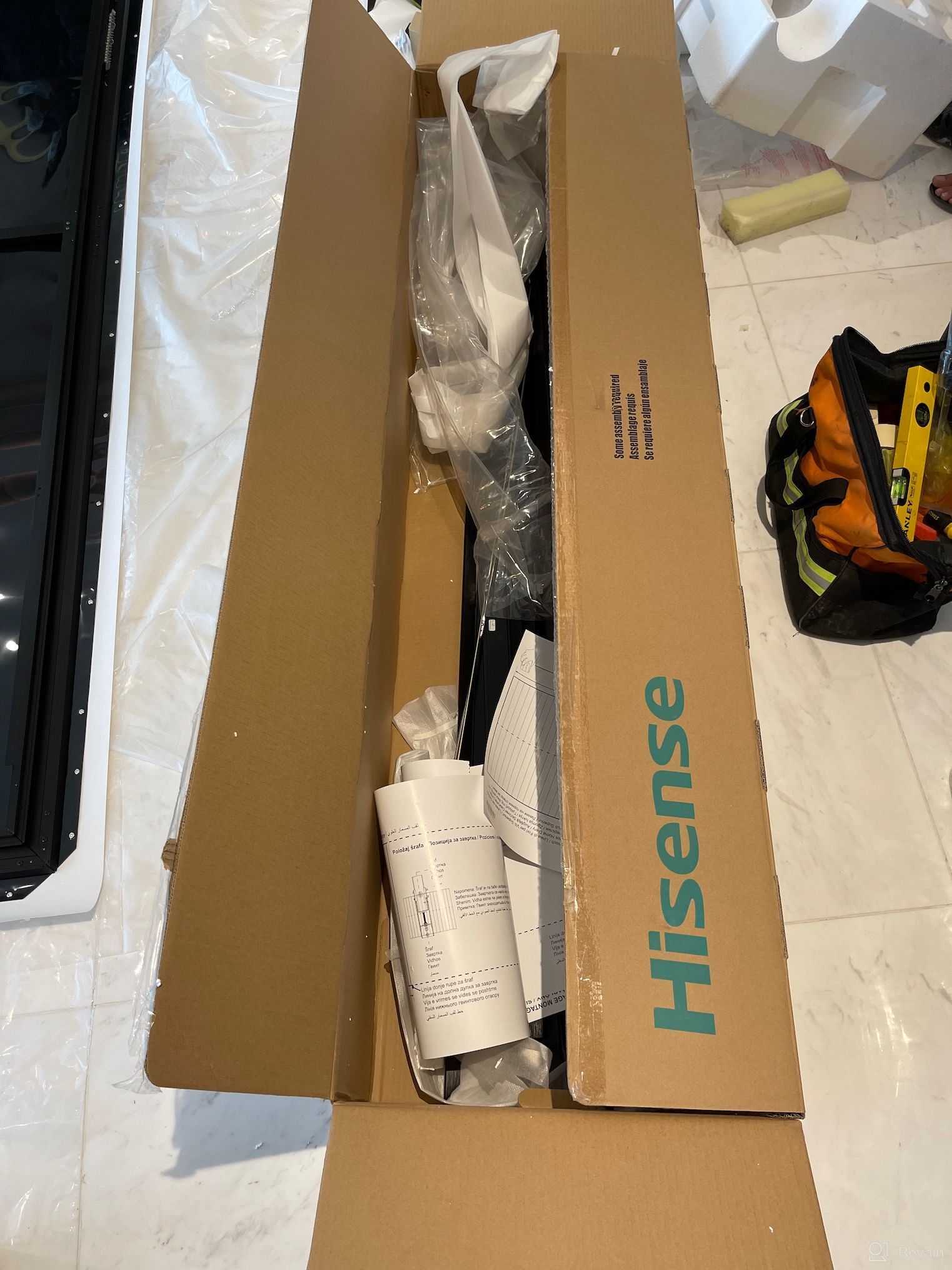 img 10 attached to 📽️ Hisense 100L10E 100-Inch 4K UHD Smart Laser Projector TV Bundle with Screen and Enhanced 2.1 Audio System (2019) review by Manur Bartov