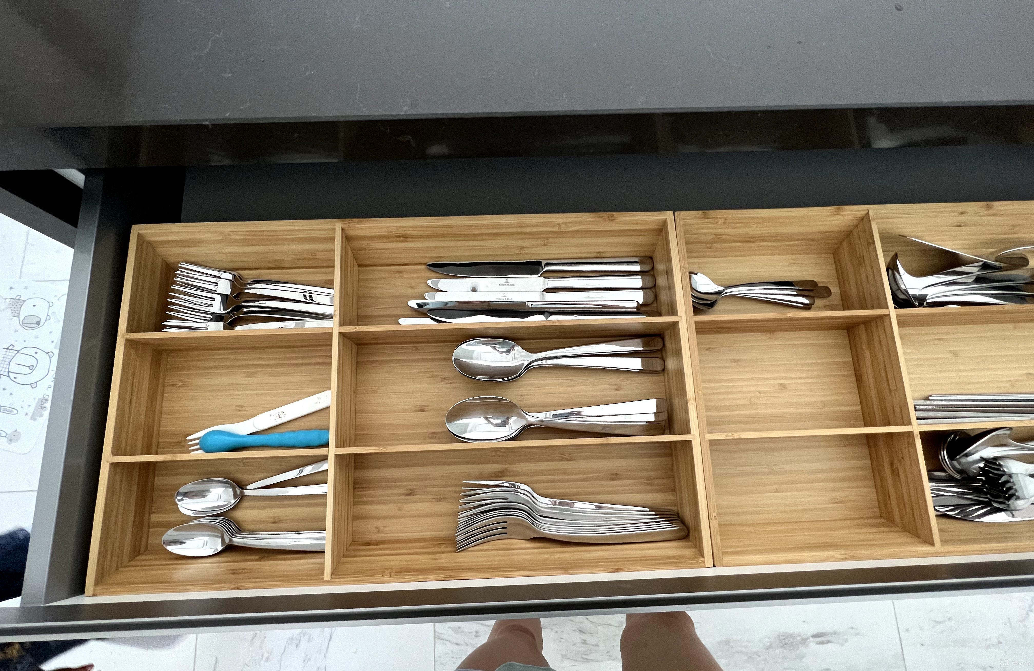 img 5 attached to 🍴 5-Compartment Bamboo Cutlery Tray – Kitchen Utensil, Silverware, and Flatware Drawer Organizer Dividers review by Lera Rad