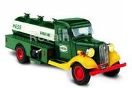 картинка 1 прикреплена к отзыву Hess Toy Truck от Mallami Yusuf