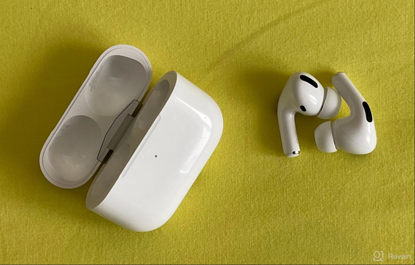 img 3 attached to AirPods 🎧 Pro by Apple review by Link Link