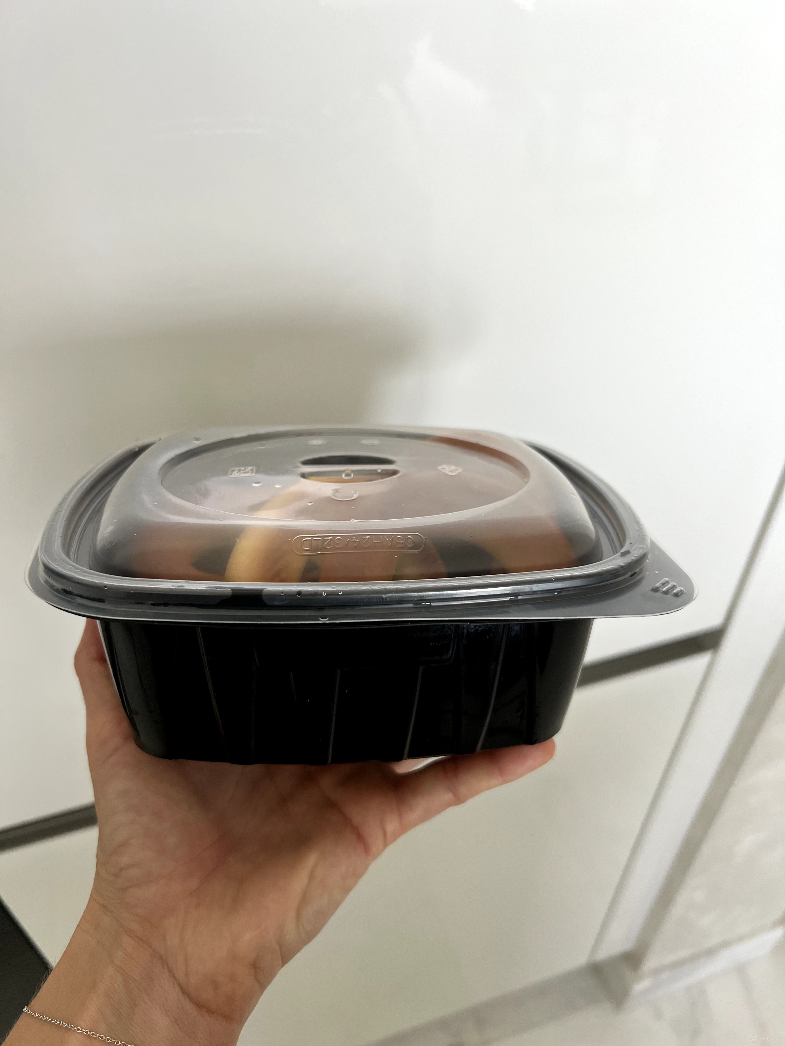 img 3 attached to 50 Pack Plastic Meal Prep Containers with Lids, 28oz Airtight Food Storage for Freezer, Reusable Lunch Box Togo, and Disposable Deli Takeout Containers review by Lera Rad