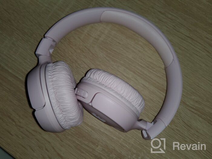 img 1 joint à JBL Tune 510BT: Wireless On-Ear Headphones With Purebass Sound - White révision par Aneta Kaczmarska ᠌