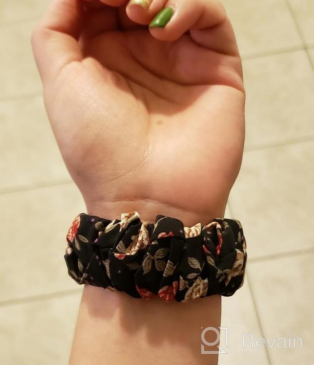 img 1 attached to Stylish And Compatible: TOYOUTHS 20Mm Elastic Scrunchie Band For Samsung Galaxy Watches 5/4/3, Active 2, And Watch 4 Classic review by Gerson Lagerquist