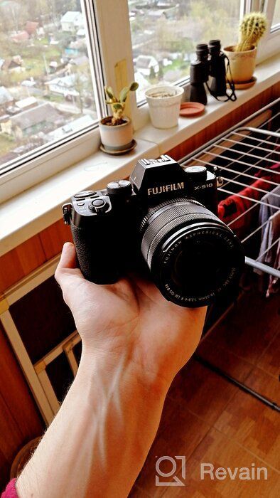 img 1 attached to 📸 Fujifilm X-S10 Kit 15-45mm f/3.5-5.6 OIS PZ, Black: Professional Compact Camera System for Stunning Photography review by Kichiro Diaz ᠌