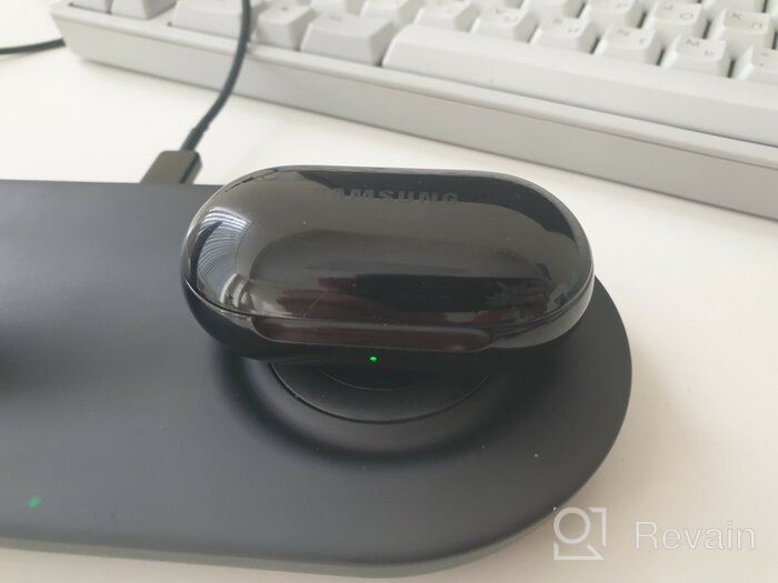 img 1 attached to 👂 Samsung Galaxy Buds+ Plus Pink SM-R175N True Wireless Earbuds - Wireless Charging Case Included (Korean Version) review by Amphai Nanthaklang ᠌