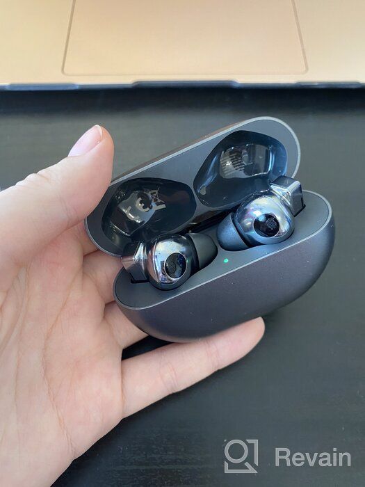 img 1 attached to 🎧 Huawei FreeBuds Pro Earbuds with Advanced Noise Cancellation, Bluetooth 5.2, and 3-Mic System for iOS and Android (Carbon Black) review by Agata Fatyga ᠌