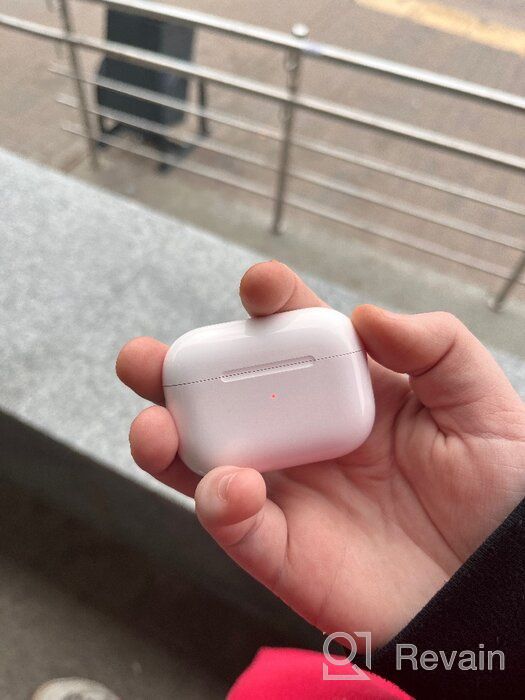 img 2 attached to Apple AirPods Pro Wireless Headphones, White review by Yusri Mohd ᠌
