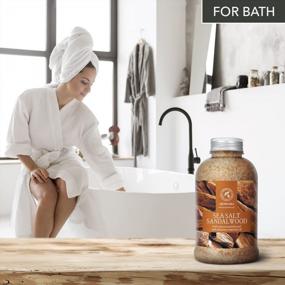 img 1 attached to Соль для ванн с сандаловым деревом и корицей: естественная релаксация для хорошего сна и сияющей кожи
