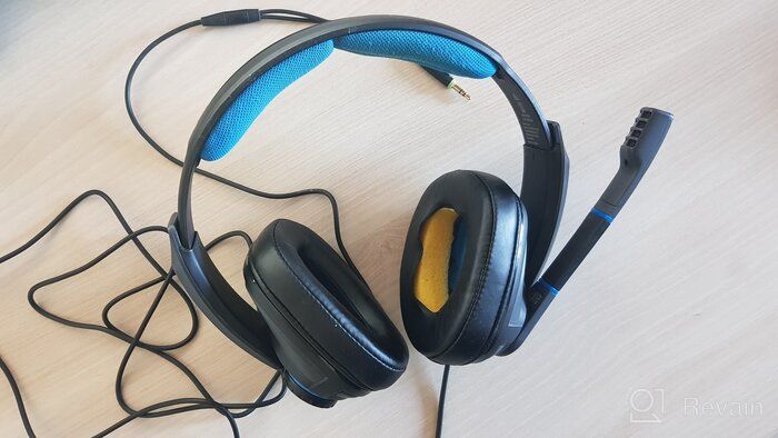 img 2 attached to Sennheiser EPOS GSP 300 Gaming Headset with Noise-Cancelling Mic, Flip-to-Mute, and Comfortable 🎧 Memory Foam Ear Pads for PC, Mac, Xbox One, PS4, Nintendo Switch, and Smartphone Compatibility. review by Park Chong Hyun ᠌