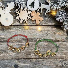 img 1 attached to 1 дюжина регулируемых красных и зеленых браслетов Jingle Bell - идеальные рождественские подарки для детей и взрослых!