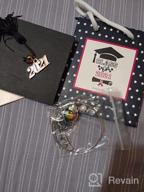картинка 1 прикреплена к отзыву Браслеты с шармами Yoosteel 2021 выпускной - персонализированные браслеты с начальной гравировкой цитат для вдохновения для нее/его - идеальные подарки выпускникам колледжа/старшей школы от Corey Owens