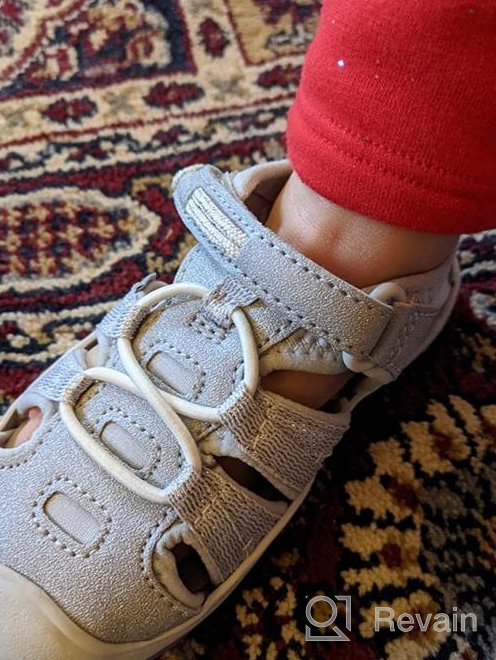 img 1 attached to 👞 KEEN Unisex Moxie Sandal SILVER Boys' Shoes: Stylish and Versatile Sandals review by Dave Seawell