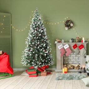 img 3 attached to Искусственная рождественская елка из заснеженной ели - 7 футов высотой, реалистичные ветки с красными ягодами и 1172 кончиками - зелено-белые от HOMCOM