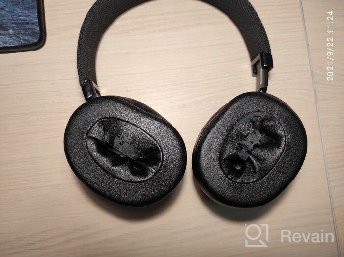 img 2 attached to 🔊 Renewed JBL LIVE 500BT Over-the-Ear Headphones in Black - JBLLIVE500BTBLKAM review by Tawan Piyawan ᠌