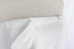 img 1 attached to Быстросохнущая накидка для банных полотенец из ромбовидного жаккарда — размер 1, цвет белый от Everplush