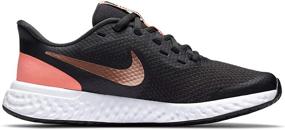 img 2 attached to 👟 Кроссовки для бега Nike Revolution для девочек - Белый, антрацит, обычная посадка - Атлетические