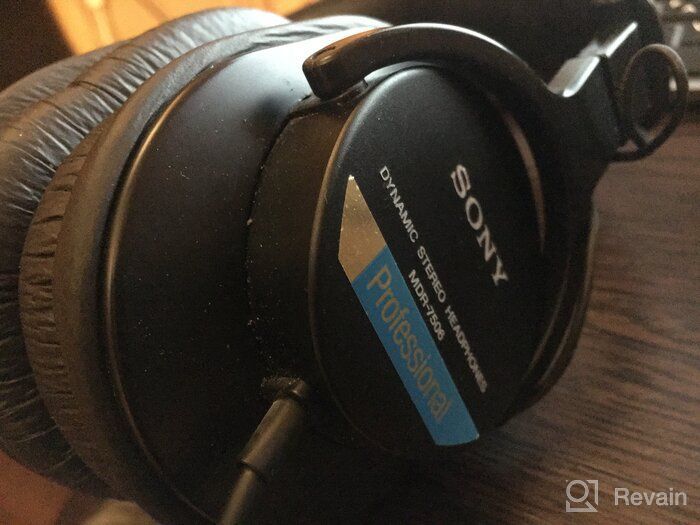 img 1 attached to Bundle: Sony MDR7506 Closed Ear Headphones with Knox Gear Compact 4-Channel Stereo Headphone Amplifier - Professional, Folding Design (2 Items) review by Hassim Rambli ᠌