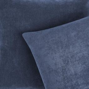 img 1 attached to Набор из 2 темно-синих бархатных мягких декоративных наволочек - идеально подходит для дивана, дивана, кровати - квадратные наволочки 18 "X18" от SoHome